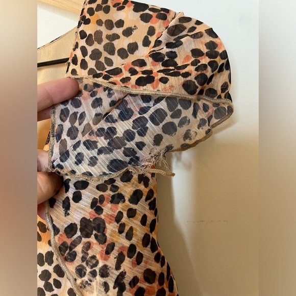 Majorelle||jasmina midi dress in spotted multi. All over leopard print.Ruffle Sm - Picture 6 of 7